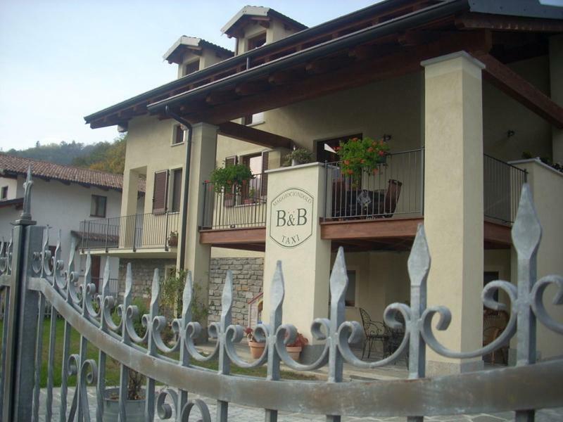 Maggiociondolo Hotel Venasca ภายนอก รูปภาพ